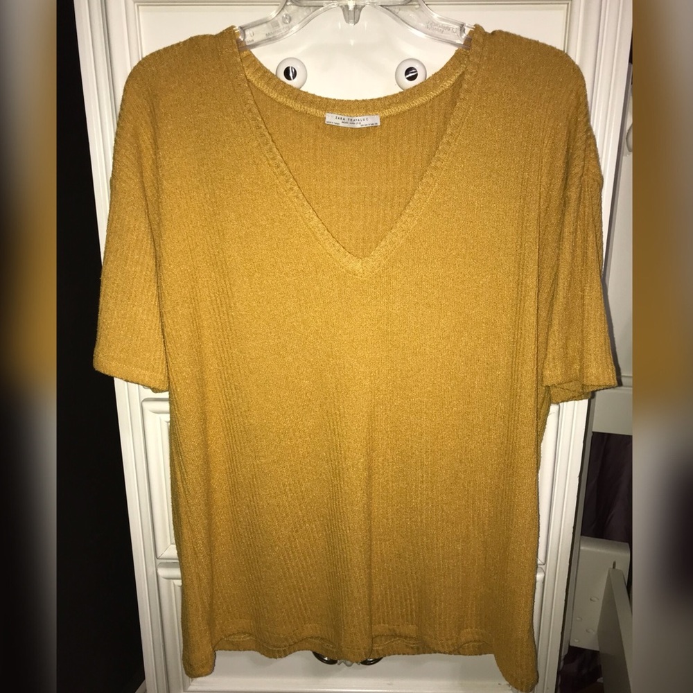 [SOLD] Zara: Mustard V-Neck T-Shirt